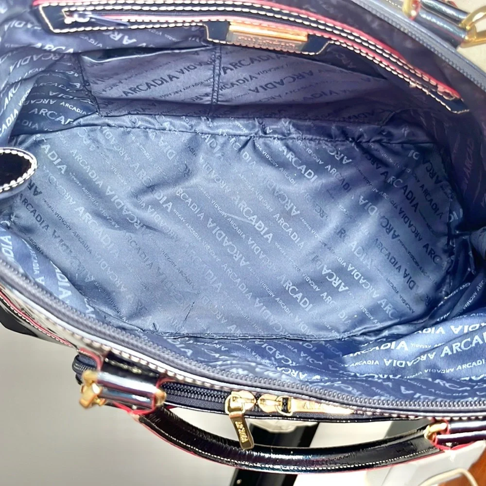 Arcadia Blue patent Satchel - Picture 10 of 13